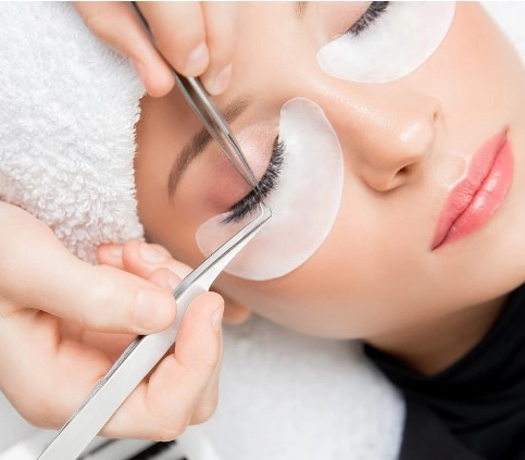 Eyelash extension under eye pads used during professional lash aftercare and application