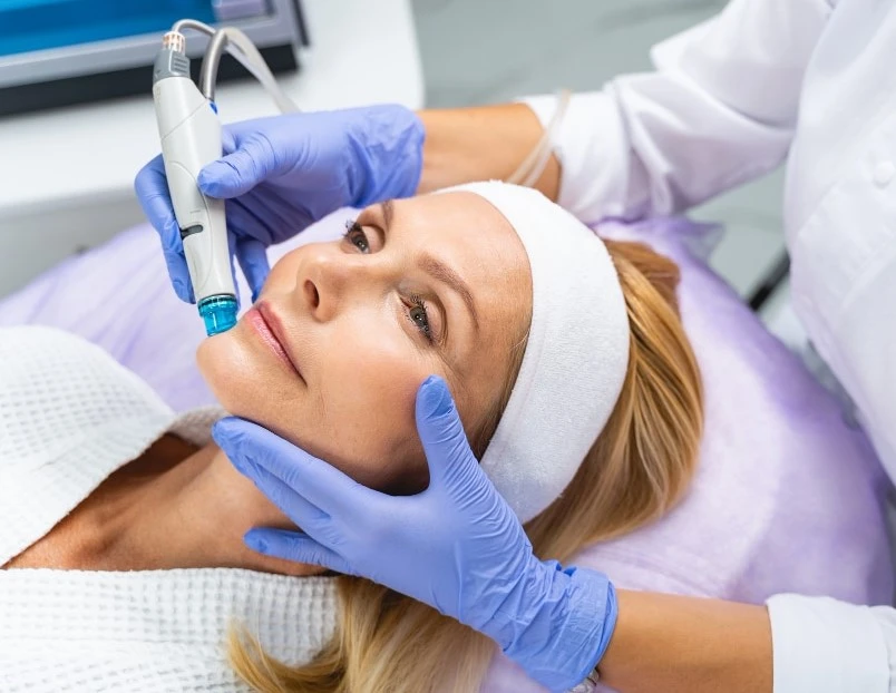 Hydrafacial chin skin resurfacing treatment for fine lines and texture